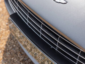 Image 21/64 of Aston Martin V8 Vantage (2010)