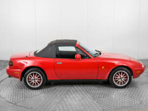 Image 47/50 de Mazda MX-5 1.8 (1995)