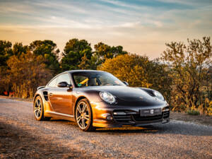 Immagine 43/50 di Porsche 911 Turbo (2009)