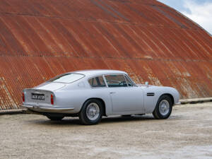 Bild 7/44 von Aston Martin DB 6 (1967)