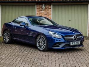 Image 1/50 of Mercedes-Benz SLC 250 d (2017)