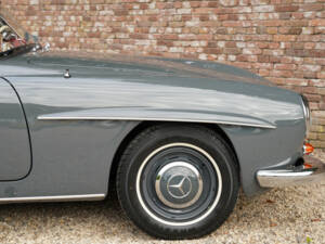 Image 39/50 of Mercedes-Benz 190 SL (1957)