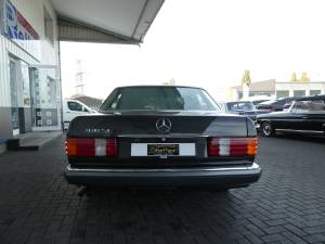 Image 5/22 of Mercedes-Benz 300 SE (1989)