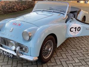 Image 22/42 of Triumph TR 3A (1960)