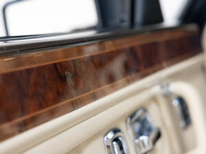 Image 12/40 of Rolls-Royce Corniche V (2000)