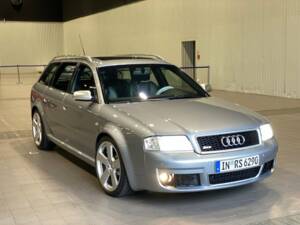 Immagine 1/5 di Audi RS6 Avant (2002)