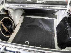 Image 43/50 of Opel Olympia 1700 S (1968)