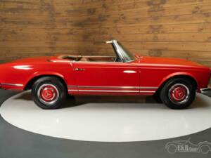 Immagine 8/19 di Mercedes-Benz 230 SL (1967)