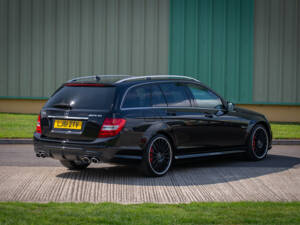 Bild 6/25 von Mercedes-Benz C 63 AMG T (2012)