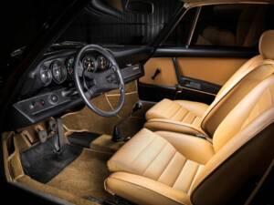 Bild 8/27 von Porsche 911 2.2 S (1970)