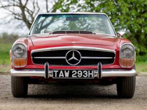 Immagine 6/18 di Mercedes-Benz 280 SL (1970)