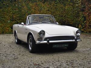 Image 13/42 de Sunbeam Tiger Mk I (1966)