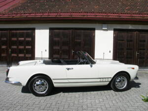 Image 15/40 of Alfa Romeo 2000 Spider (1959)