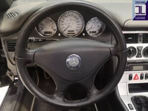 Image 38/72 de Mercedes-Benz SLK 200 Kompressor (2003)