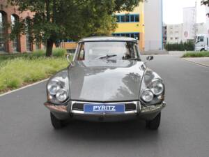 Imagen 4/22 de Citroën DS 21 Pallas (1966)