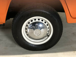 Bild 17/20 von Volkswagen T2b Pritsche (1977)