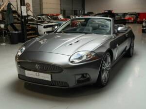 Image 28/46 of Jaguar XKR (2008)