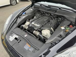Bild 55/63 von Porsche Cayenne Turbo (2010)