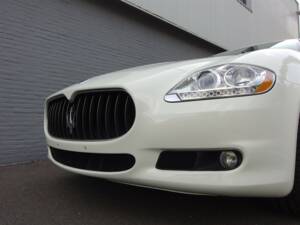 Image 11/99 de Maserati Quattroporte 4.2 (2010)