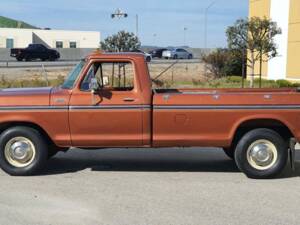 Image 8/20 of Ford F-350 (1978)