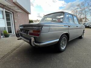 Image 3/26 de BMW 2000 tilux (1967)