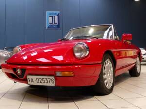 Imagen 16/63 de Alfa Romeo 2.0 Spider (1992)