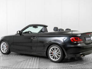 Bild 6/50 von BMW 125i (2009)