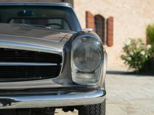 Immagine 27/50 di Mercedes-Benz 280 SL (1969)