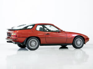 Image 5/93 of Porsche 924 Turbo (1982)