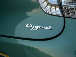 Image 24/50 of Aston Martin Cygnet (2013)