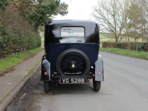 Image 5/17 of Austin 7 Saloon (1933)