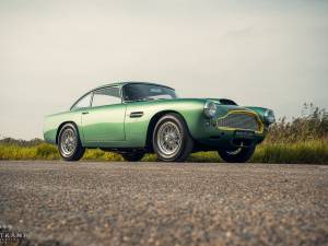 Image 6/48 de Aston Martin DB 4 (1960)