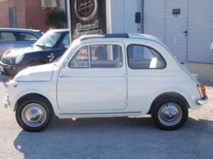 Image 2/52 of FIAT 500 D (1963)