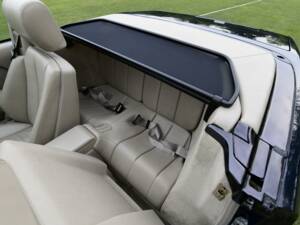 Image 49/50 of Mercedes-Benz SL 500 (1995)