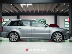 Image 5/25 de Audi RS4 Avant (2001)