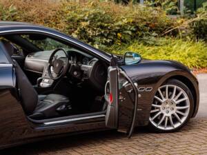 Image 5/8 of Maserati GranTurismo S (2009)