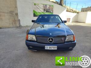 Image 2/10 de Mercedes-Benz 300 SL-24 (1992)