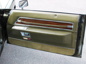 Image 20/30 de Cadillac Coupe DeVille (1972)