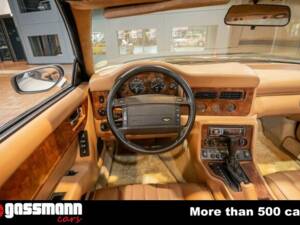 Image 12/15 of Aston Martin Virage Volante (1993)