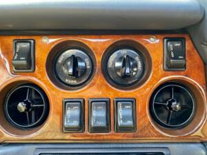 Imagen 35/42 de Bristol 411 Mk. V (1975)
