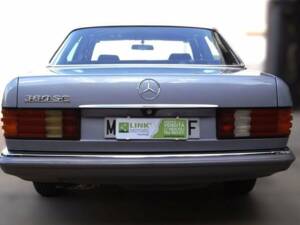 Bild 5/9 von Mercedes-Benz 380 SE (1985)