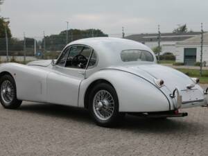 Imagen 3/7 de Jaguar XK 120 SE FHC (1951)