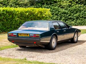 Immagine 3/38 di Aston Martin Lagonda (1981)