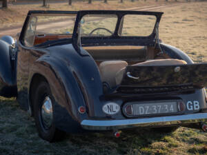 Bild 16/25 von Triumph 2000 Roadster (1949)