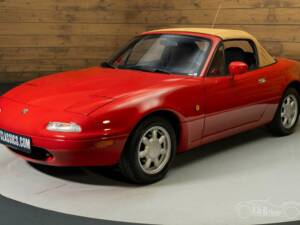 Immagine 14/19 di Mazda MX-5 1.6 (1993)