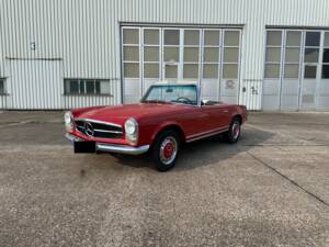 Bild 7/54 von Mercedes-Benz 280 SL (1968)