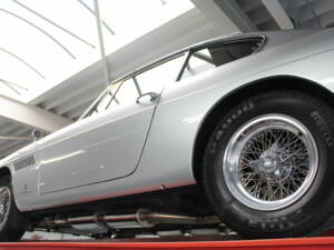 Immagine 8/50 di Ferrari 250 GT&#x2F;E (1964)