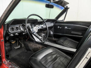 Image 11/50 of Ford Mustang 289 (1966)