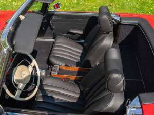 Bild 33/64 von Mercedes-Benz 280 SL (1969)