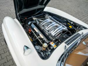 Immagine 33/38 di Mercedes-Benz 300 SL Roadster (1961)
